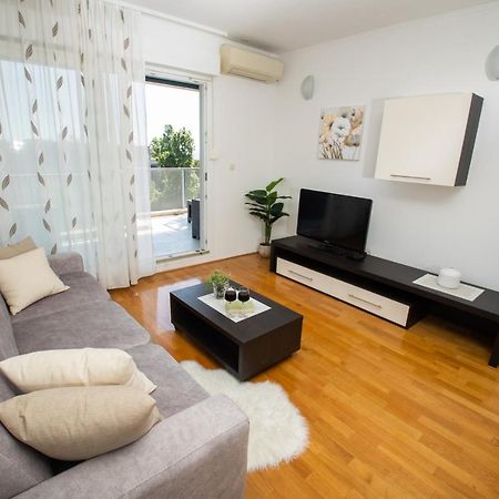 Apartment Fluid- Free Parking 스플리트 외부 사진